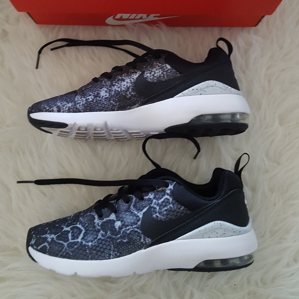 Nike Women's Air Max Siren Print 6.5